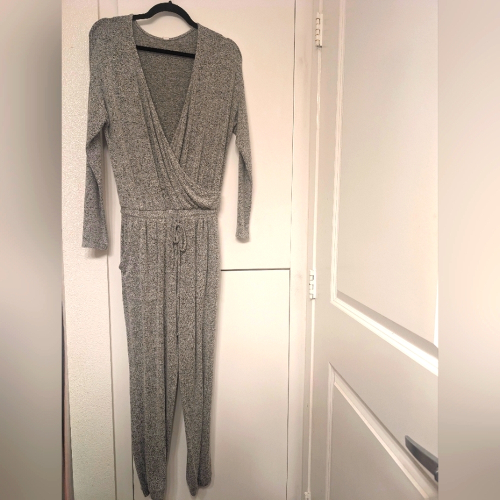 Chic Heather Gray Women's Jumpsuit